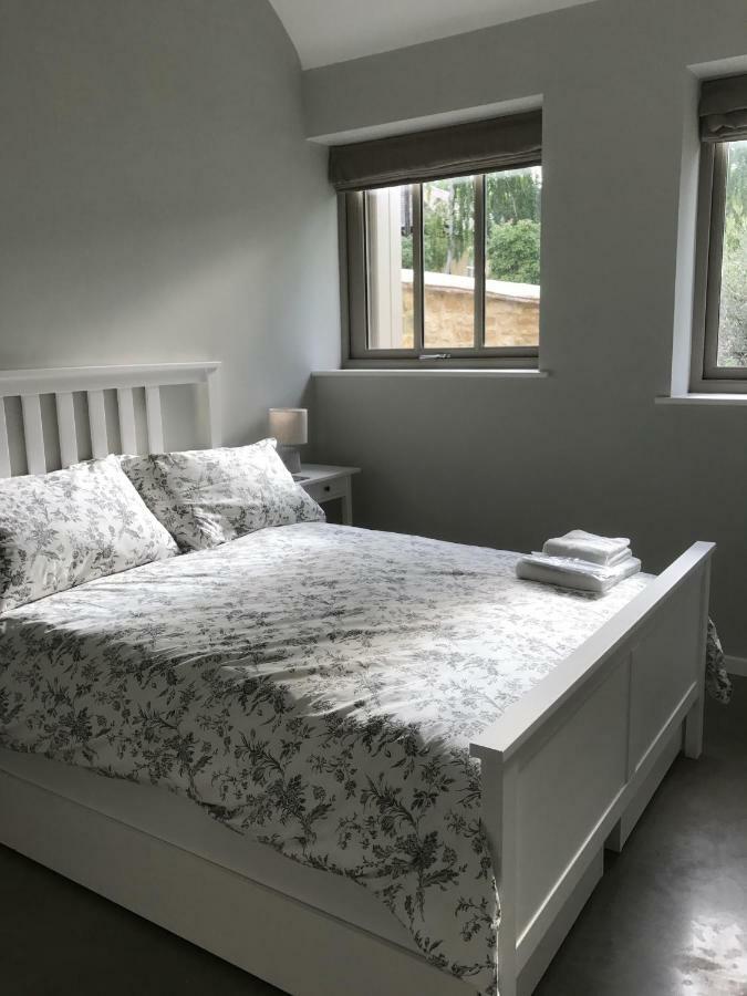 Bury Knowle Stables Villa Oxford Bagian luar foto