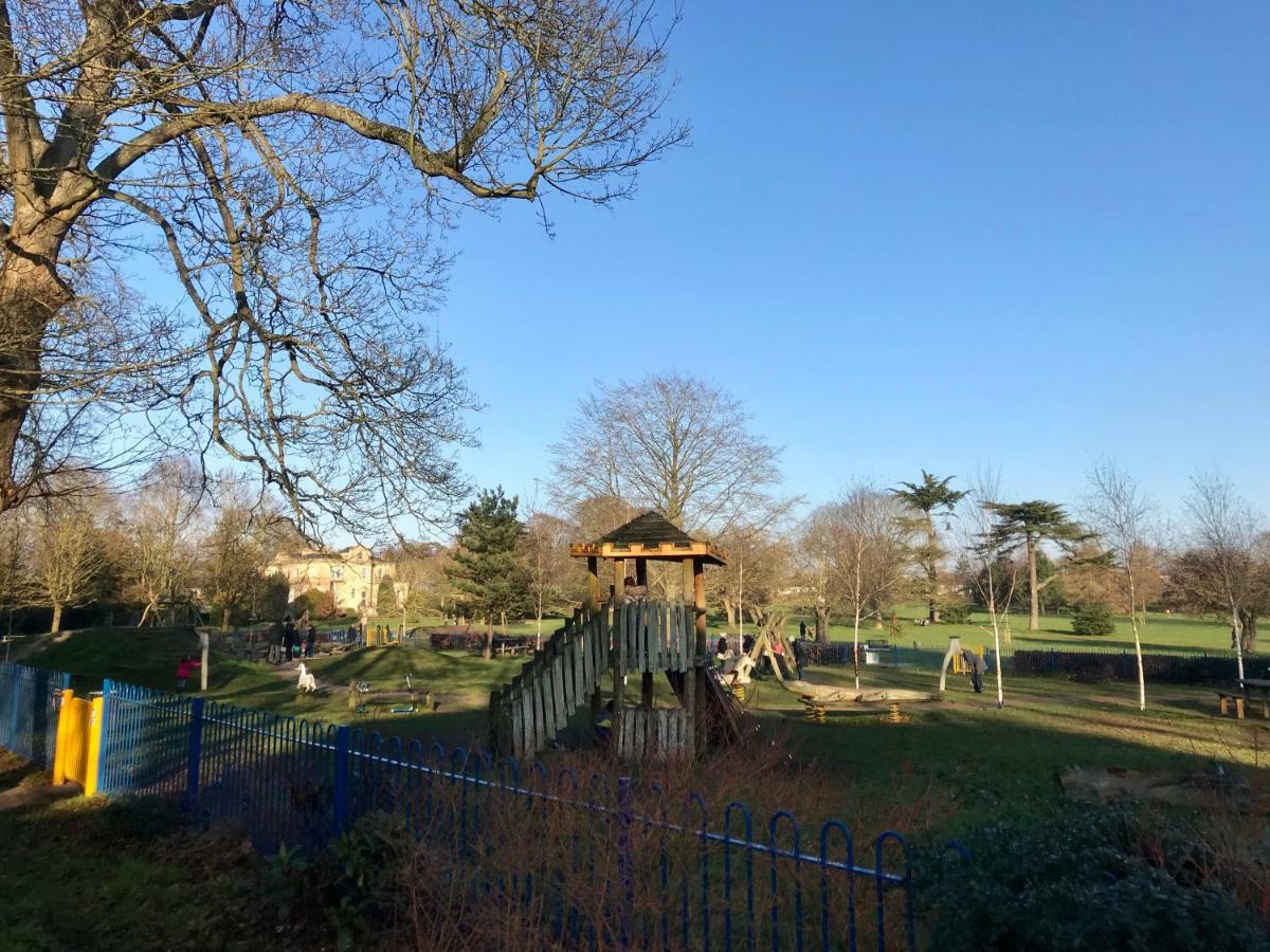 Bury Knowle Stables Villa Oxford Bagian luar foto