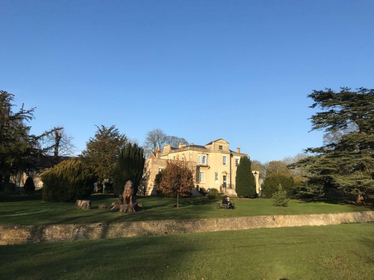 Bury Knowle Stables Villa Oxford Bagian luar foto